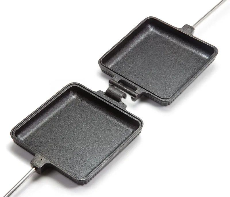 Petromax Campfire/Barbecue Cast Iron Toasted Sandwich Iron - Short Handle - Single-3